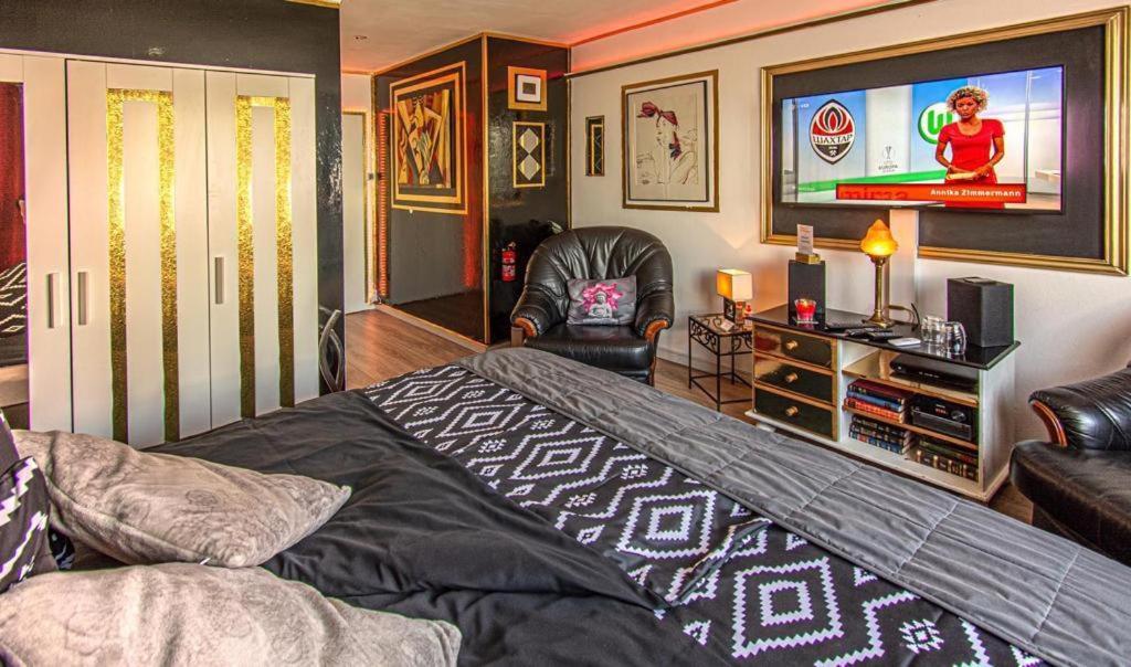 Standard Double Room "Reeperbahn",1023068620:JPEG