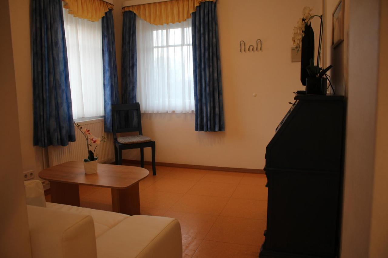 Deluxe Double Room,1032374738:JPEG