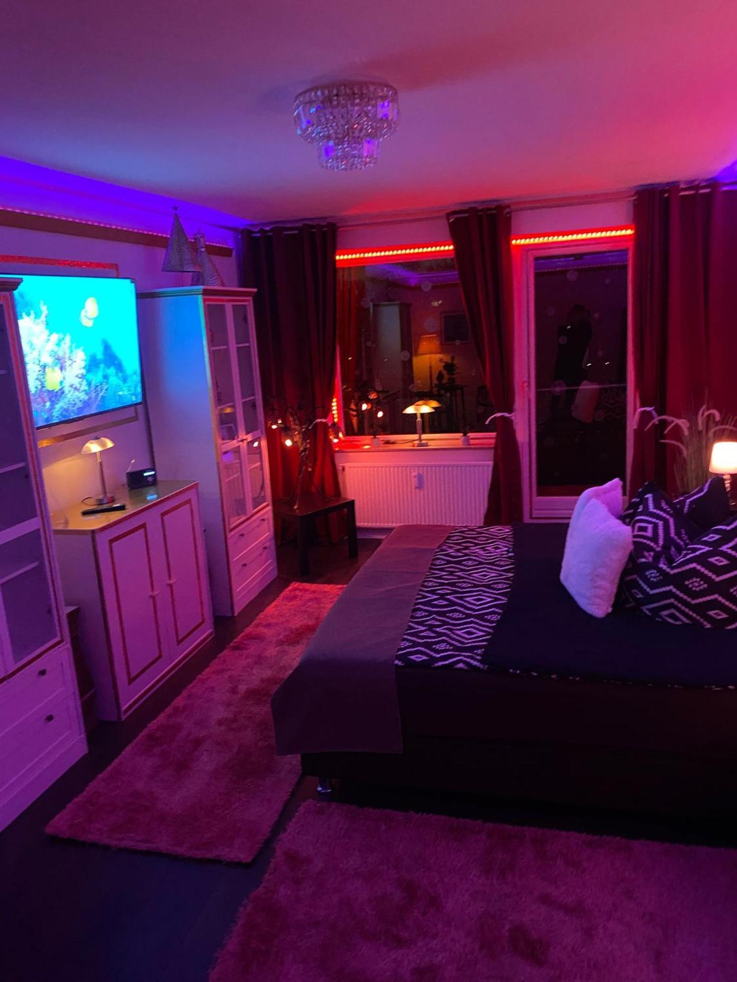 Two-Bedroom Apartment with Balcony,1624781938:JPEG